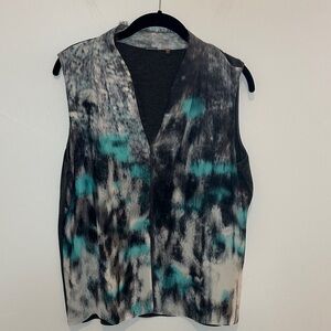 Elie Tahari 100% Silk Gray & Teal Sleeveless V-Neck Blouse Size Medium
